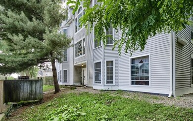 18 Windsor St, Worcester, MA 01605 - photo 3