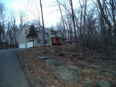 143 Arrowood Dr, Milford, PA 18337 - photo 2