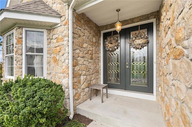 5002 Valley Stream Ln, Macungie, PA 18062 - photo 2