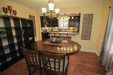 318 N Broad St, Allentown, PA 18104 - photo 6