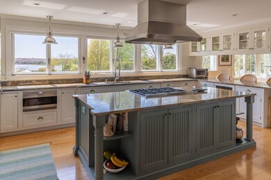 64 Wilson St, South Dartmouth, MA 02748 - photo 4