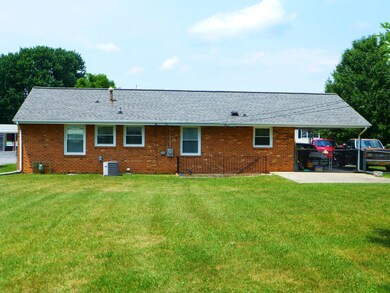 507 Santee Rd back of house