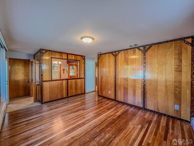 31 Van Buren Ave, Carteret, NJ 07008 - photo 3