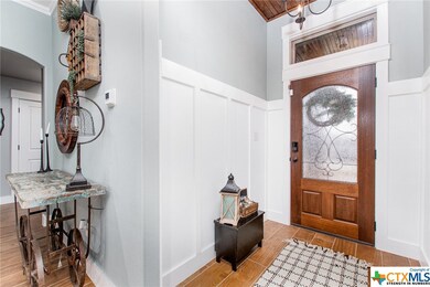 2811 Crystal Ann Dr, Temple, TX 76502 - photo 2