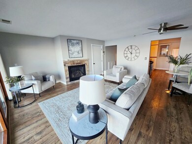 405 Lake St unit 405, Excelsior, MN 55331 - photo 7