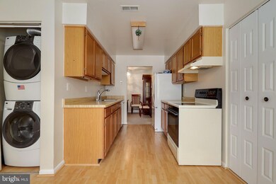 18058 Rolling Meadow Way, Olney, MD 20832 - photo 6