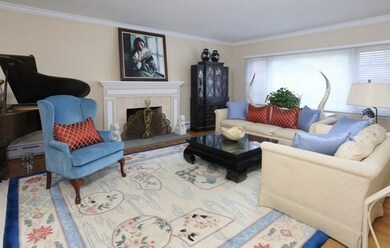 515 Dudley Rd, Newton Center, MA 02459 - photo 3