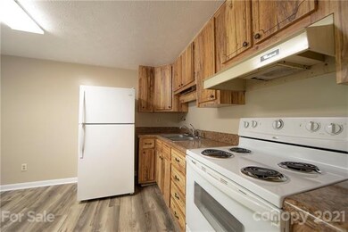 939 Brookside Camp Rd unit C1, Hendersonville, NC 28792 - photo 7