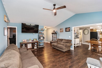 1839 Richards Dr, Seymour, IN 47274 - photo 5