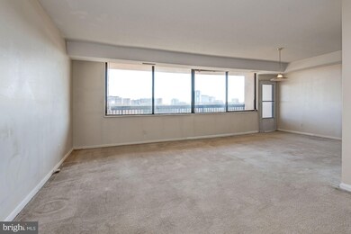 Skyline House unit 615, Baileys Crossroads, VA 22041 - photo 6