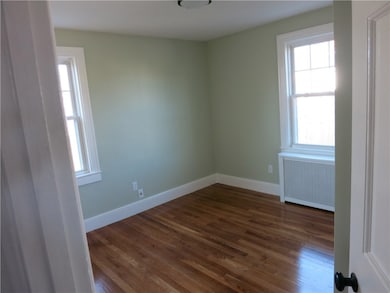 41 Wampanoag Trail, Riverside, RI 02915 - photo 6