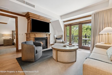 LivingRoom-a