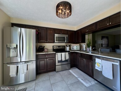 2021 Cedar Barn Way, Windsor Mill, MD 21244 - photo 7