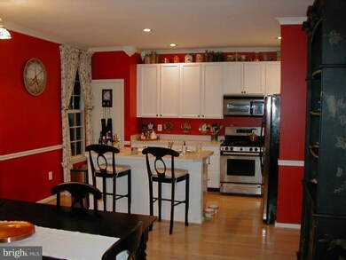 114 Penwick Cir, Frederick, MD 21702 - photo 3