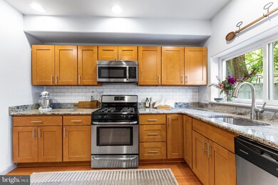 2238 Gerritt St, Philadelphia, PA 19146 - photo 5