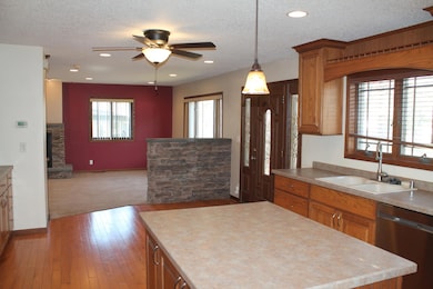 2027 Charles St, La Crosse, WI 54603 - photo 7