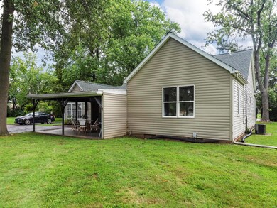 519 N State St, Freeburg, IL 62243 - photo 6