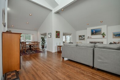 17 Fieldstone Ln, Natick, MA 01760 - photo 7