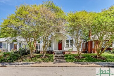 208 E 51st St, Savannah, GA 31405 - photo 2