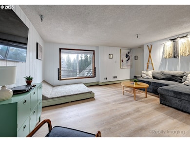 87557 E Government Camp Loop unit 204, Government Camp, OR 97028 - photo 3