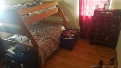 Third bedroom...