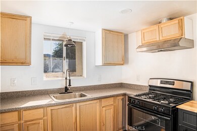 61593 Capilla Dr, Joshua Tree, CA 92252 - photo 7