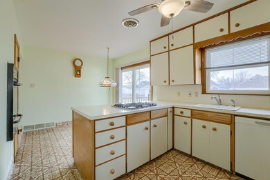 10-web-or-mls-44696_10