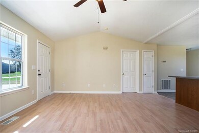 139 Potts Grant Ln, Statesville, NC 28625 - photo 2