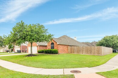1503 Allison St, Alvin, TX 77511 - photo 2
