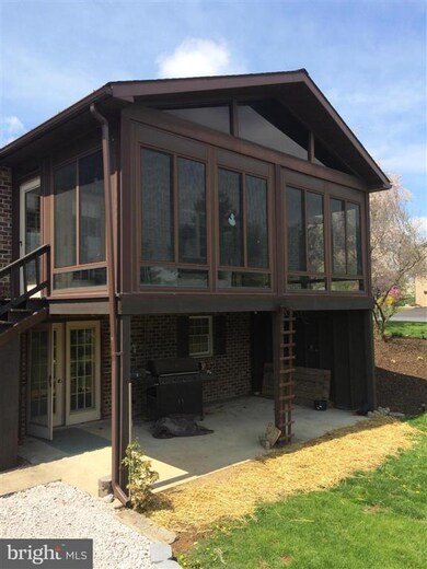 2926 Philadelphia Ave, Chambersburg, PA 17201 - photo 4