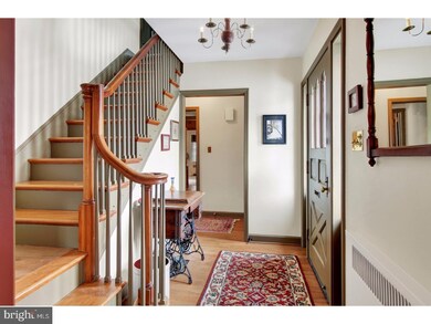 2619 Cumberland Ave, Reading, PA 19606 - photo 3