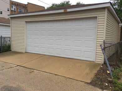 6321 N Albany Ave, Chicago, IL 60659 - photo 2