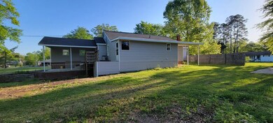 166 Cochran Dr NE, Dalton, GA 30721 - photo 3