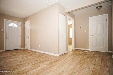 1107 Cuba Dr, El Paso, TX 79915 - photo 5