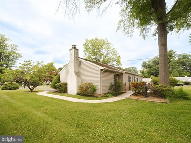 91 Vine St, Doylestown, PA 18901 - photo 5