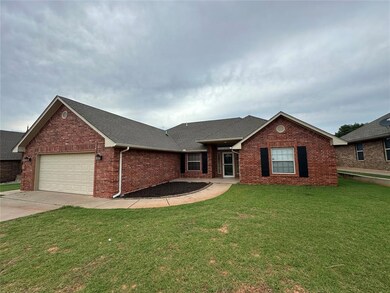 2509 SE 9th St, Moore, OK 73160 - photo 3