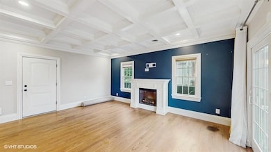 60 E Minerva Rd, Lindenhurst, NY 11757 - photo 2