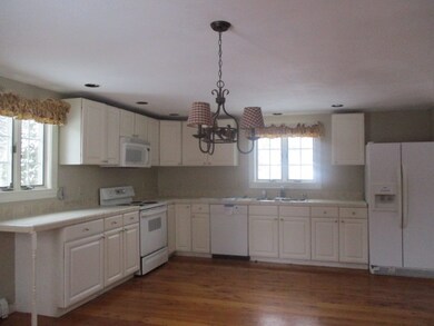 87 High Range Rd, Londonderry, NH 03053 - photo 2