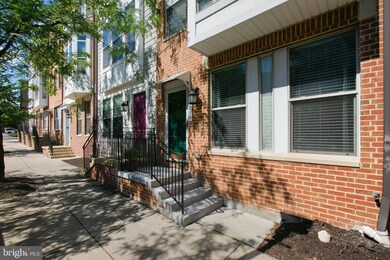 27 S Exeter St, Baltimore, MD 21202 - photo 2