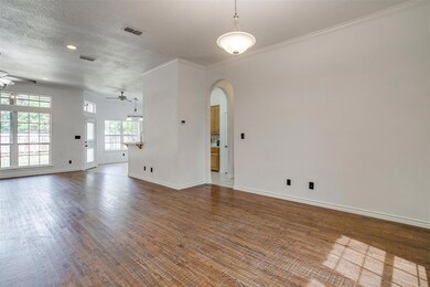 781 Quail Ln, Springtown, TX 76082 - photo 4