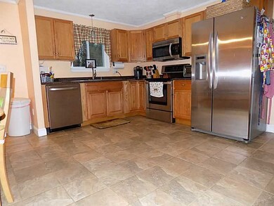 4 Baldwin Dr, Greenville, RI 02828 - photo 4