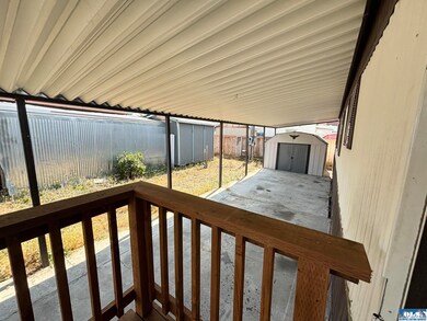 201 N 5th Ave, Sequim, WA 98382 - photo 5