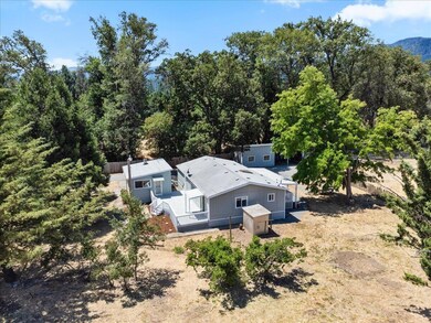 01-206 Green Meadow Rd-1