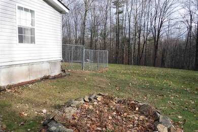 891 S Hemlock Rd, Charlestown, NH 03603 - photo 3