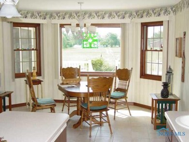 105 Lee Ann Ln, West Unity, OH 43570 - photo 5