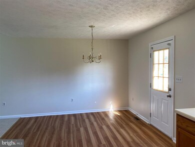 2112 Fifth St, Middletown, VA 22645 - photo 3