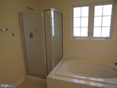 153 Riparian Ln unit 153, Ranson, WV 25438 - photo 7