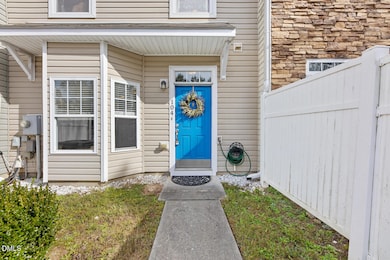 401 Scripps Ln unit 104, Raleigh, NC 27610 - photo 2