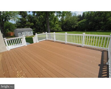 82 Watergate Dr, Feasterville Trevose, PA 19053 - photo 3