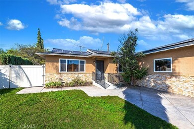 11817 Singleton Dr, La Mirada, CA 90638 - photo 2